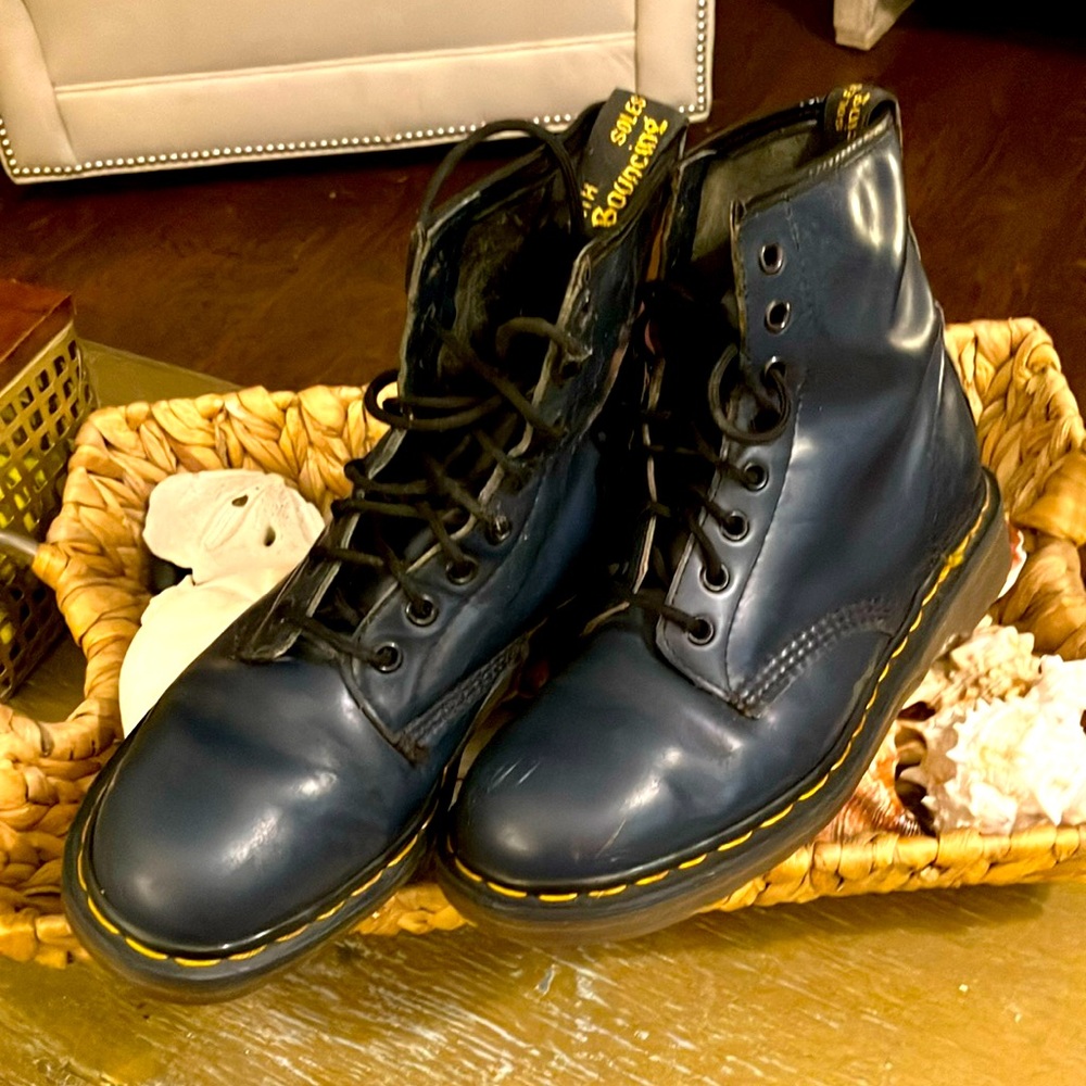 Doc Martens - Vintage Navy Blue Combat